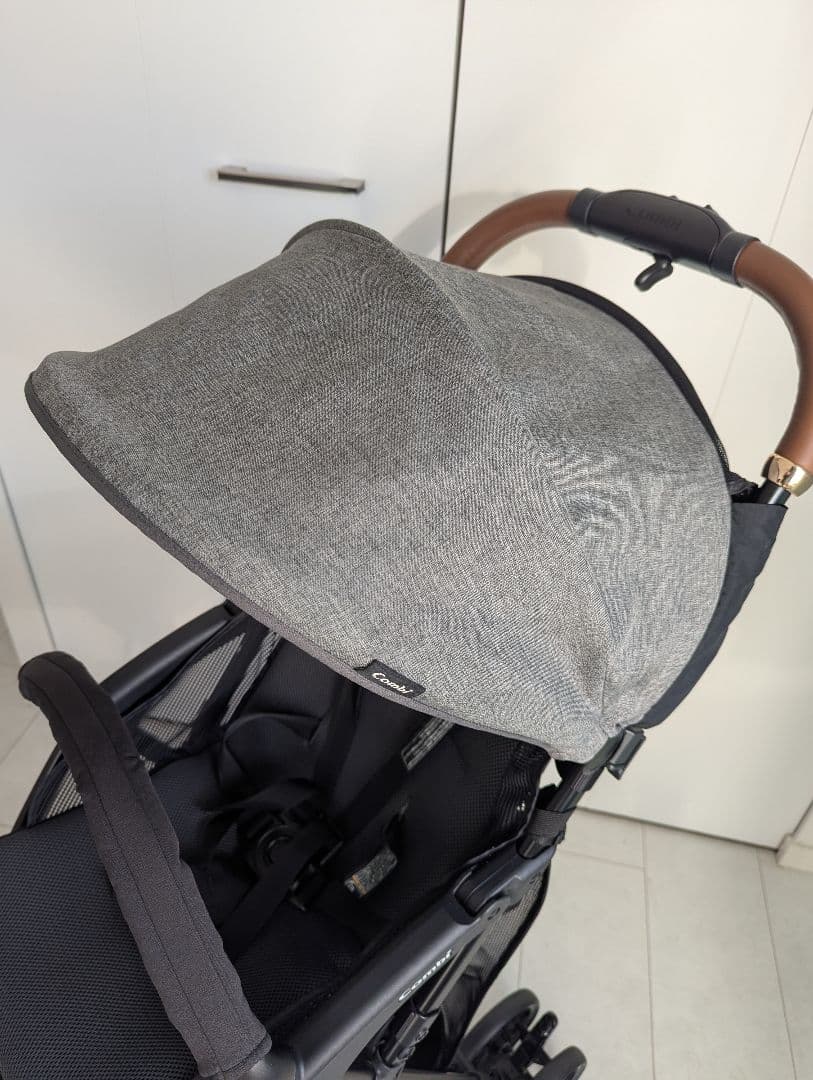 ✨超美品✨ Combi 軽量B型 Acbee plus AN エクリュグレー