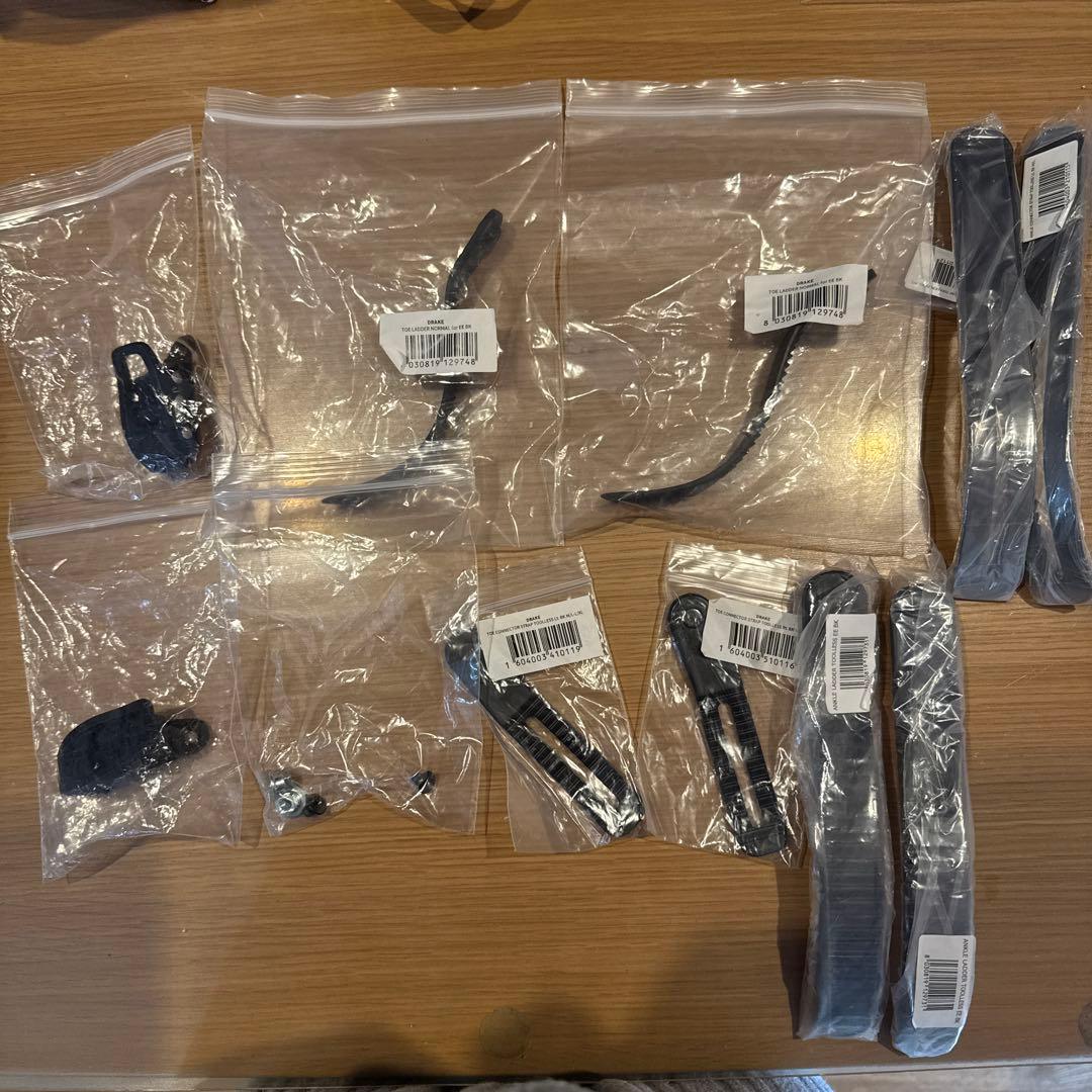 DRAKE ビンディング　フィフティー　スペアベルト(ストラップ&ラジェット)