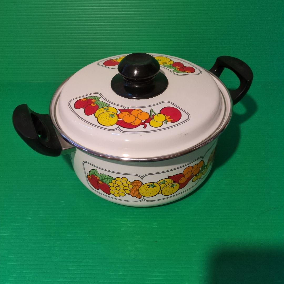 昭和レトロ　野菜柄　ホーロー鍋　デッドストック