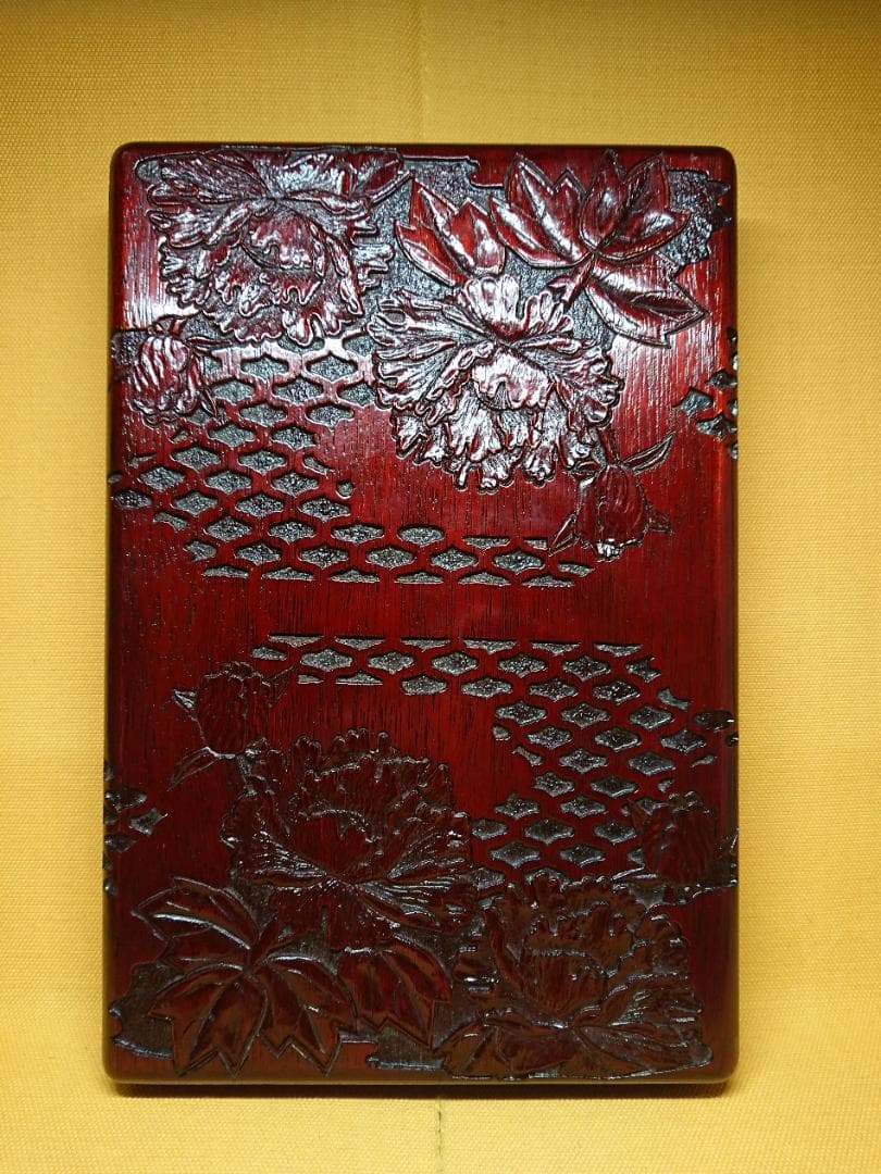 木彫　文箱　小物入れ　牡丹　木製　置物　インテリア　工芸品　美術品　A1466