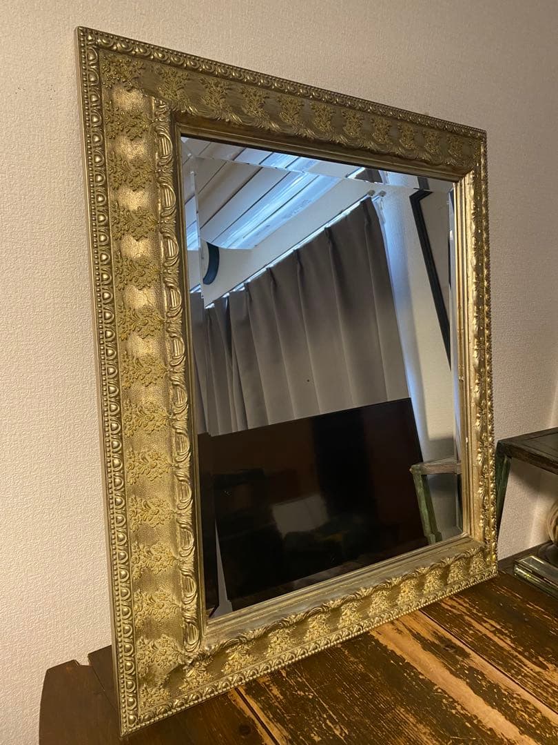 アンティーク　ミラー　鏡　壁掛け　レトロ　姿見　ヴィンテージ　ゴールド