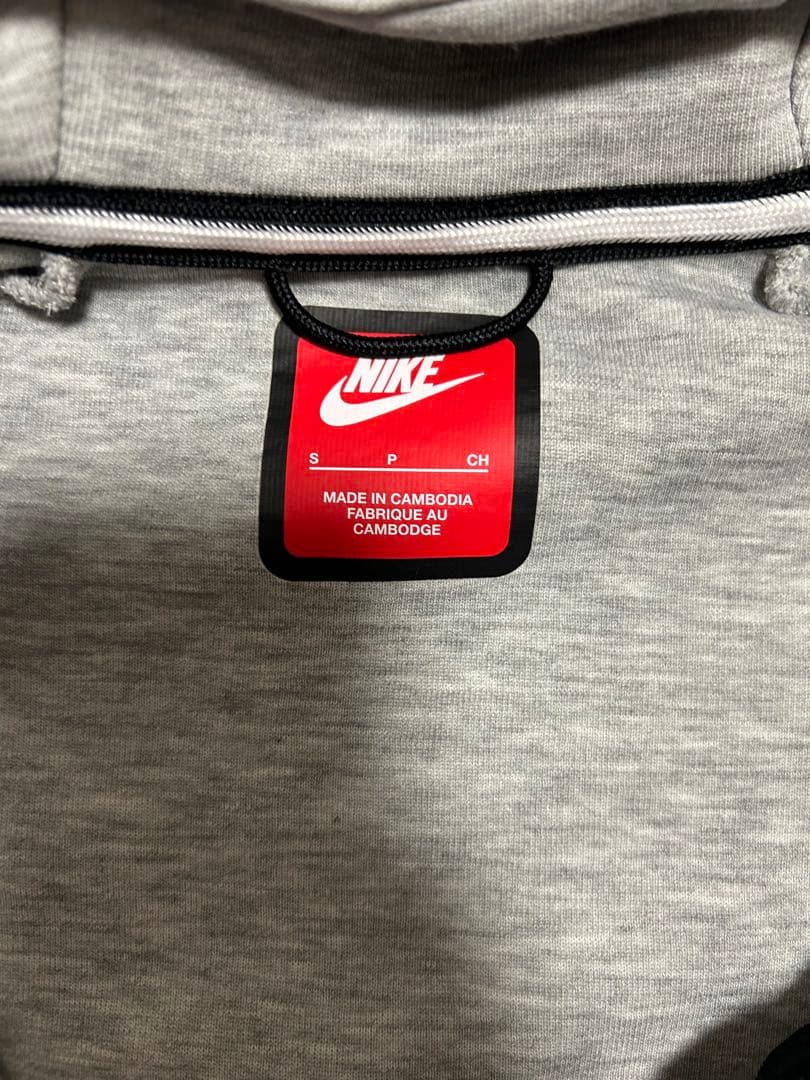 Nikeテックフリース　Sサイズ上下