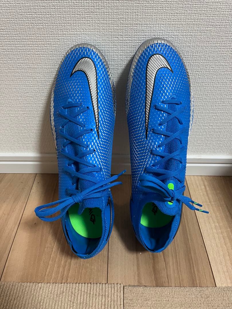 Nike Phantom サッカーシューズ 青