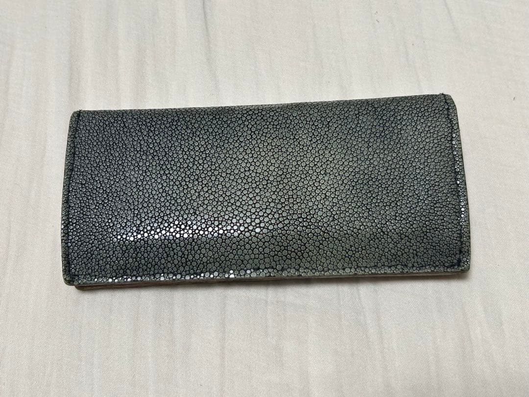 長財布　高級　本革　エイ革