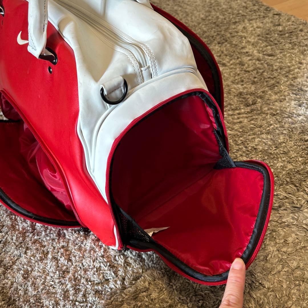 Nike ゴルフ　ボストンバック！赤と白 中型