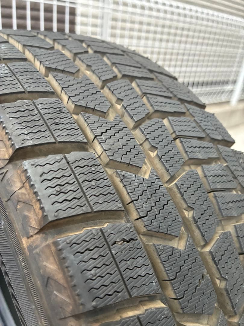 送料込み185/60r15ダンロップ　ウィンターマックス4本バリ山