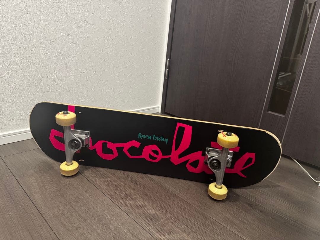 【はページ】chocolate コンプリート スケートボード