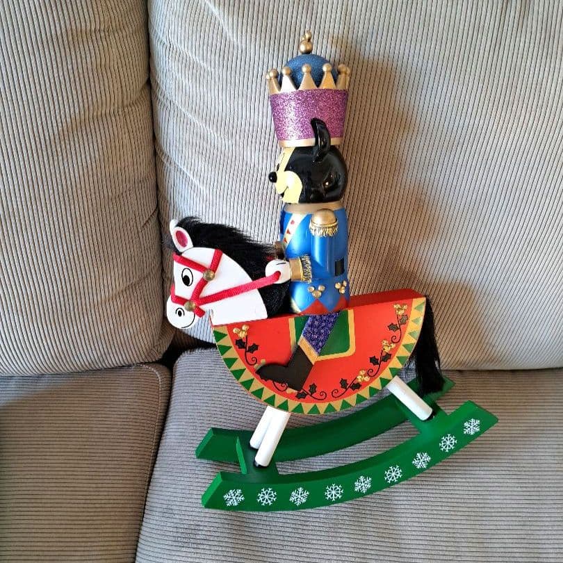 ミッキーマウス ロッキングホース クリスマス装飾　置物フィギュア　くるみ割り人形