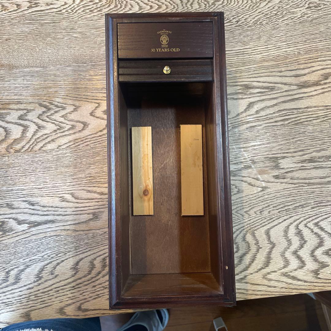 グレンゴイン 30年ウイスキー 特製木箱（ボトル無し）