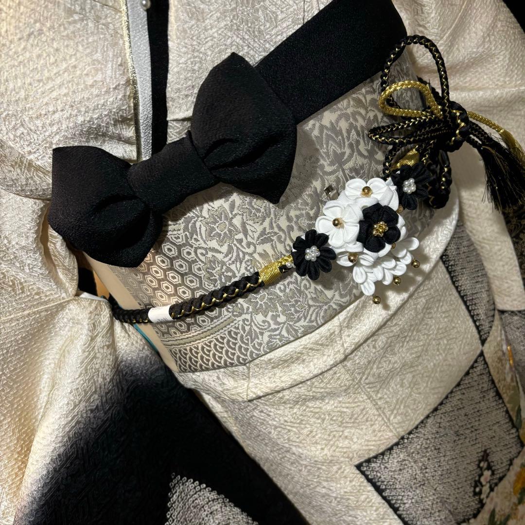 美品　総絞り　花模様　市松模様　金彩　逸品　振袖　フルセット 振り袖