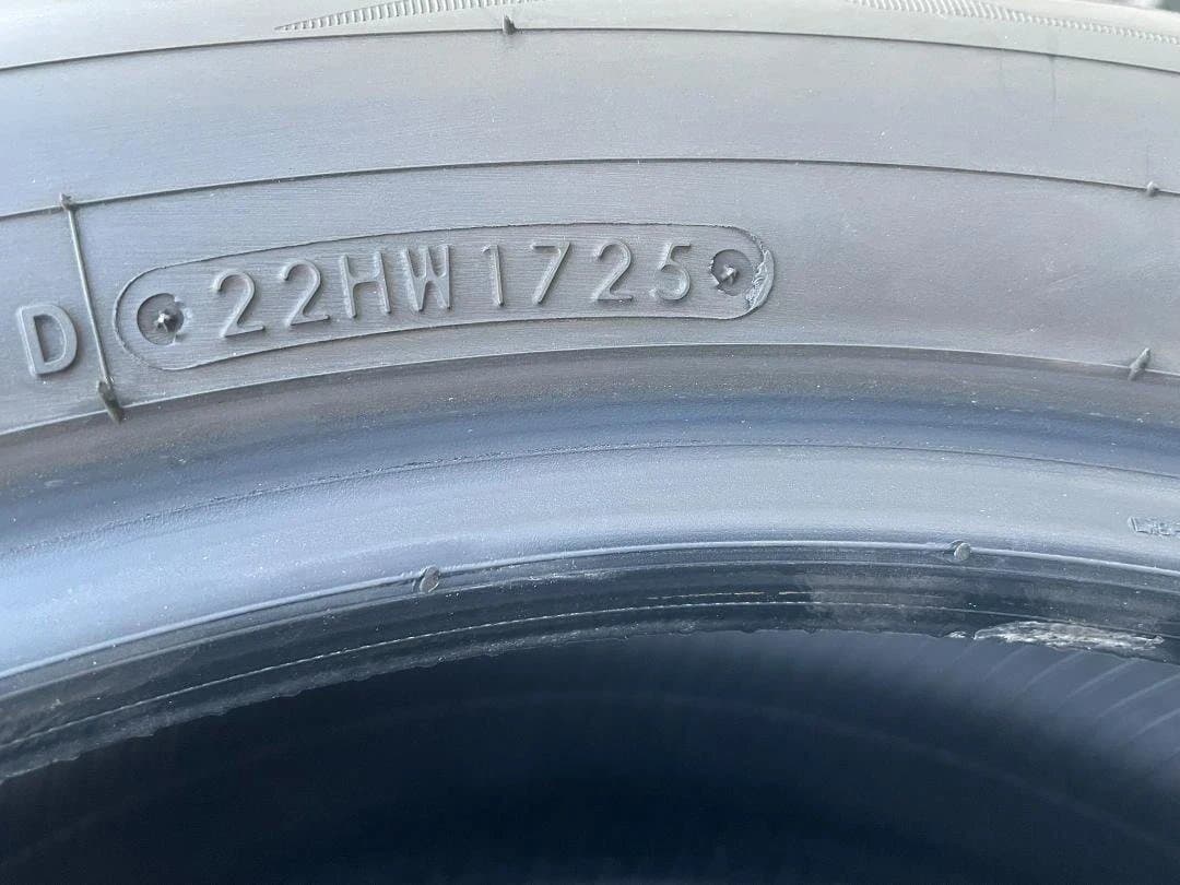 新車外し 225/60R18 アルファード 純正　2025年製造 2本セット