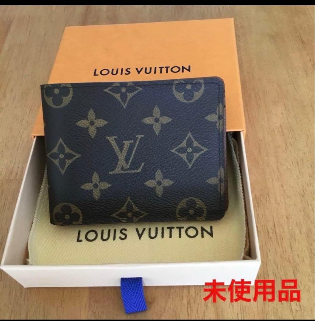 ルイヴィトン　二つ折り財布