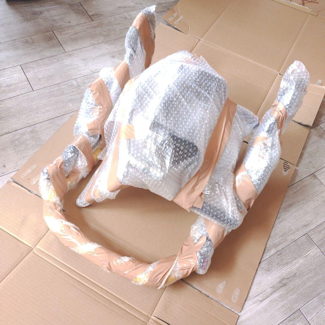 後方支持歩行器クロコダイル：障害児歩行器