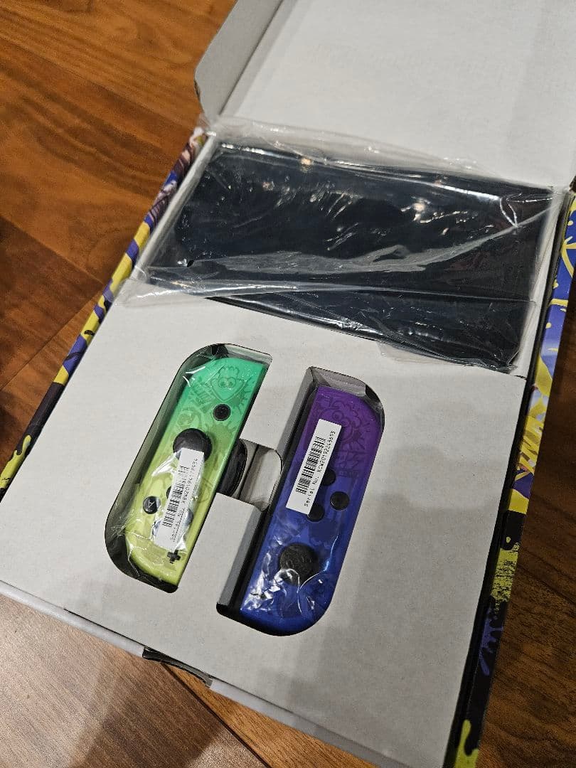 Nintendo Switch スイッチ 本体　スプラトゥーン