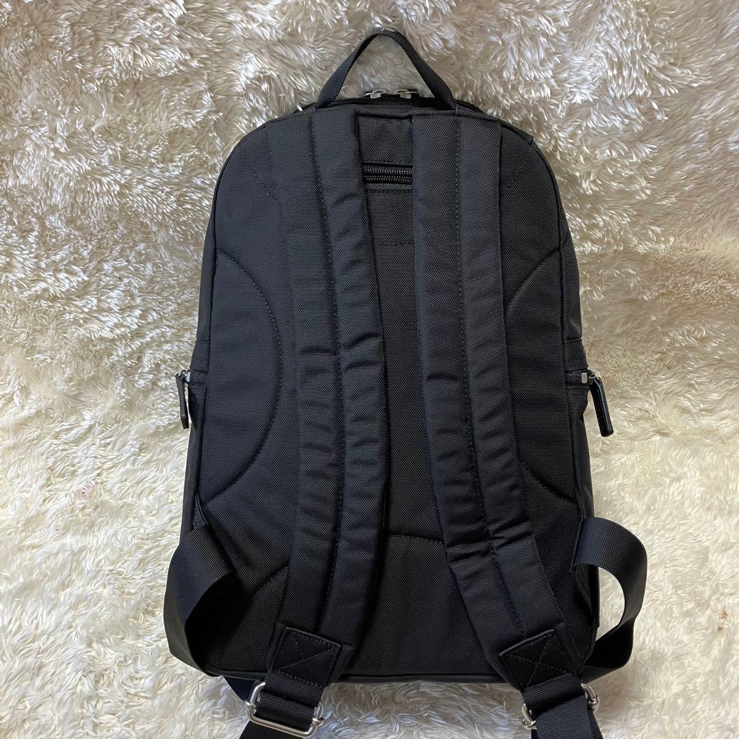 【極美品】マリメッコ　METRO リュック　バックパック