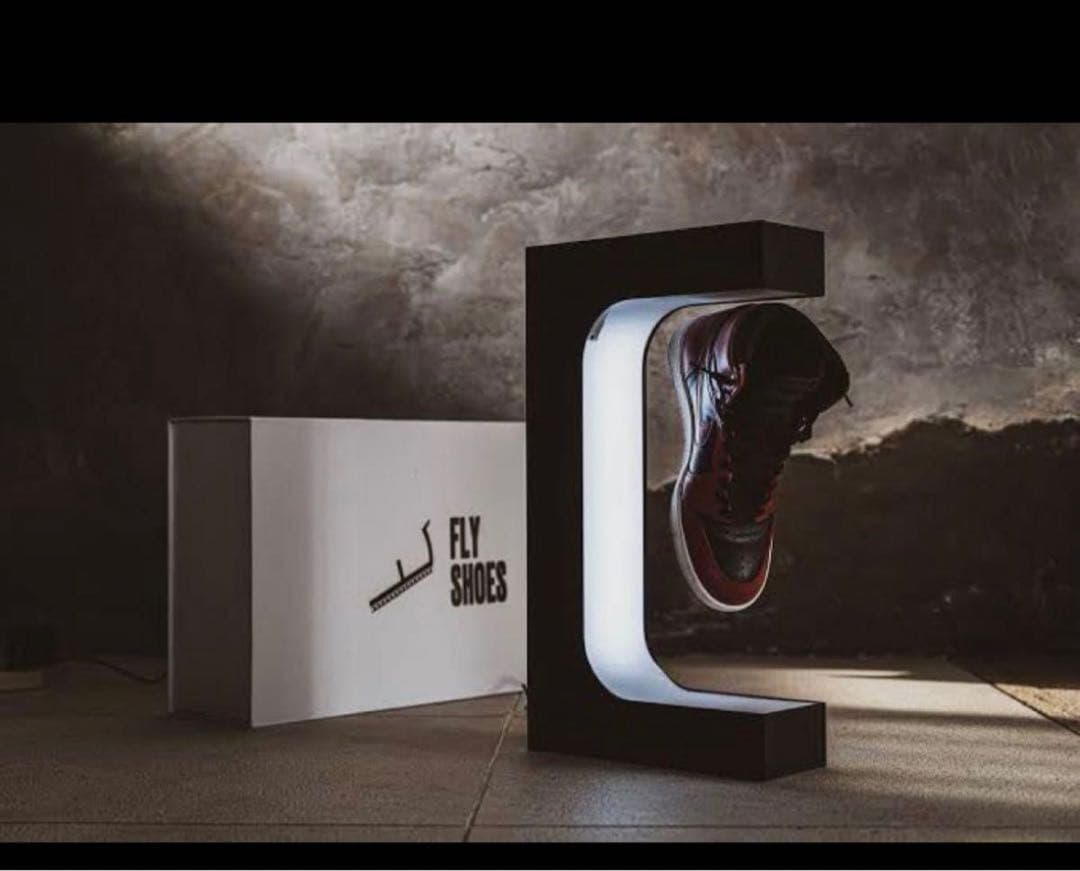 FLYSHOES スニーカー ディスプレイ 空中浮遊　レア　スタンド　収納