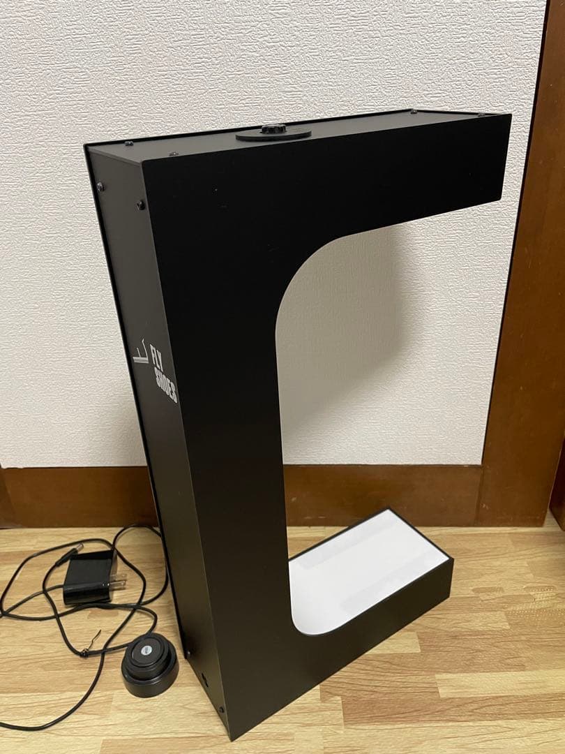 FLYSHOES スニーカー ディスプレイ 空中浮遊　レア　スタンド　収納