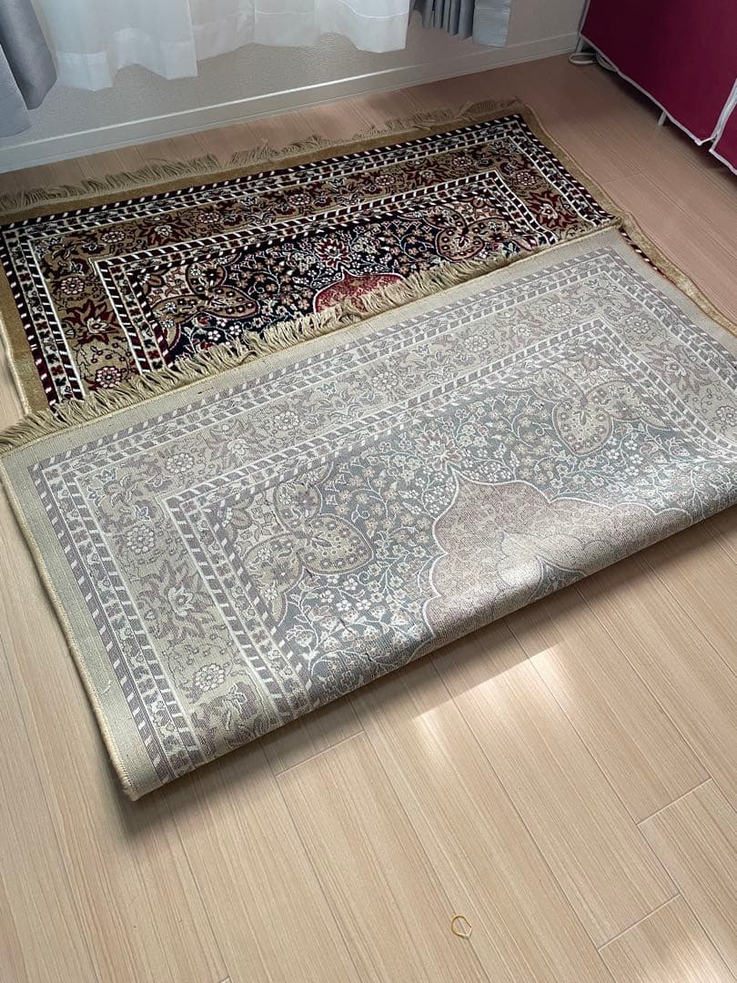 ペルシャ風ラグ 赤黒ベージュ 伝統的デザイン220×150