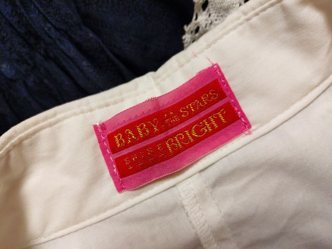 BABY,THE STARS SHINE BRIGHT　半袖ブラウス