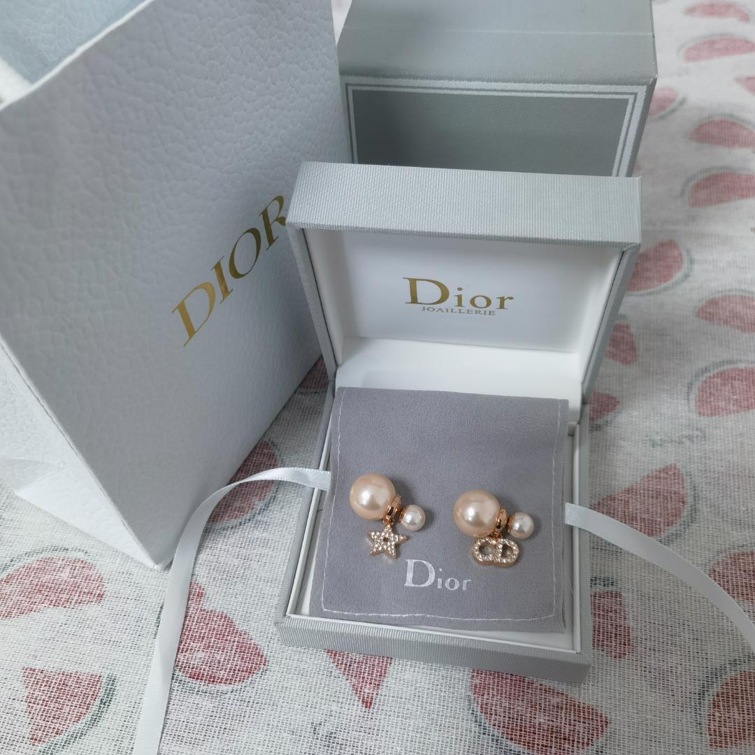 DIOR TRIBALES 星パールアシンメトリー ピアス