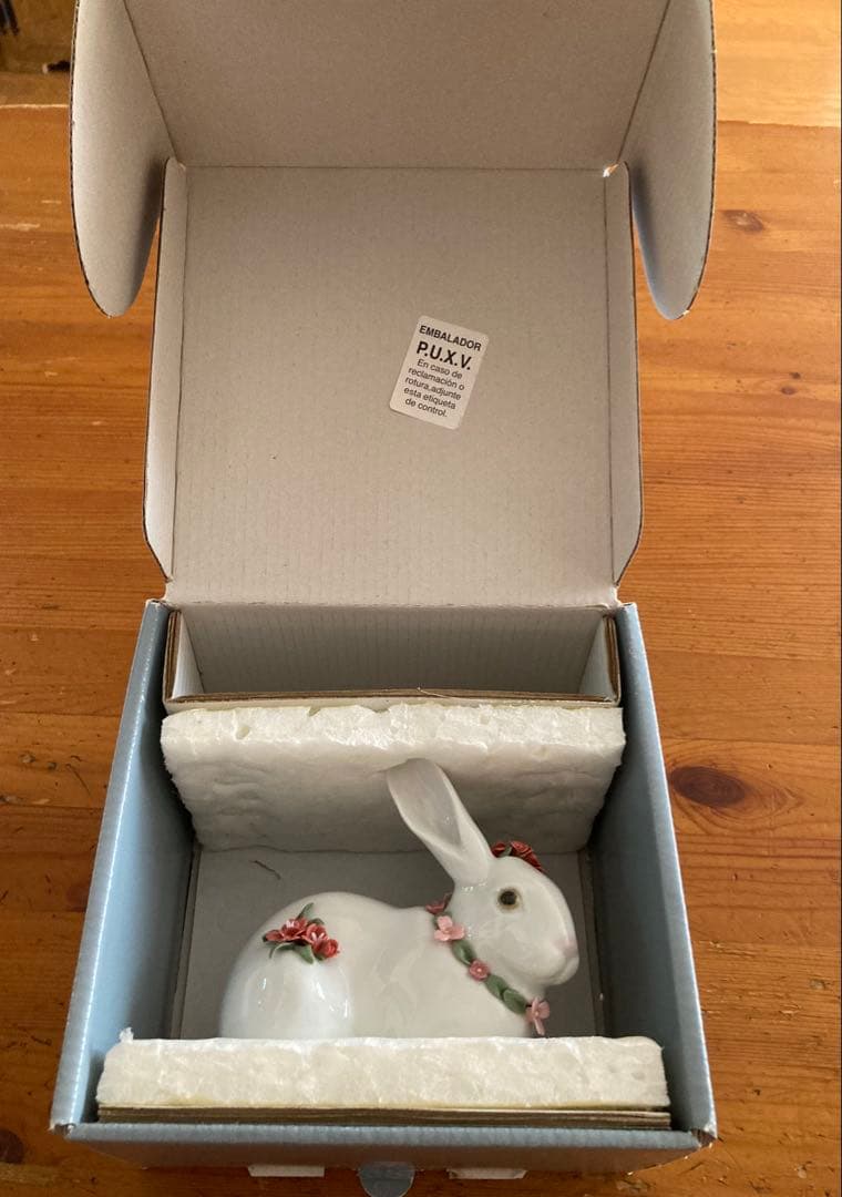 LLADRO リヤドロ 花うさぎ スペイン#7578陶器製箱付 新品未使用品レア