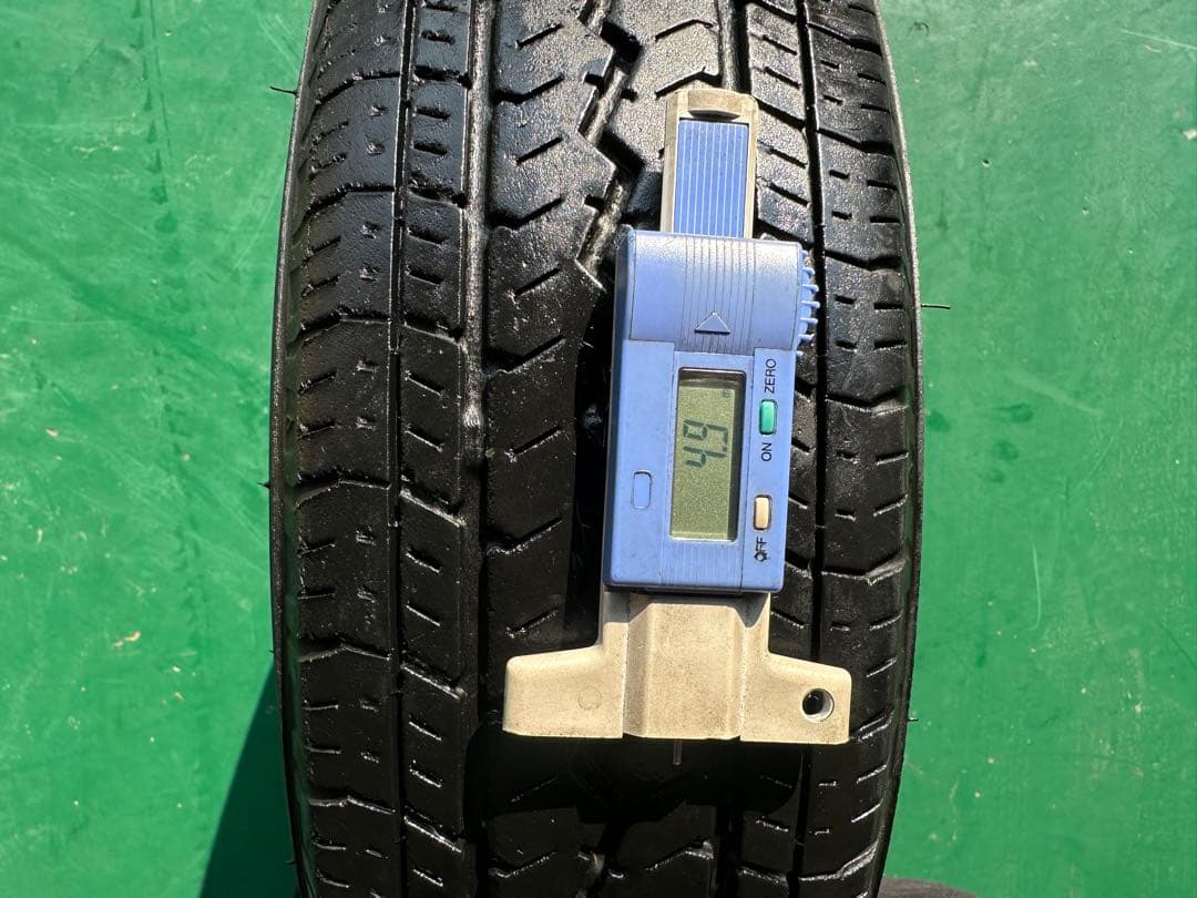 商用車トーヨータイヤ145/80R12V02 4本セット
