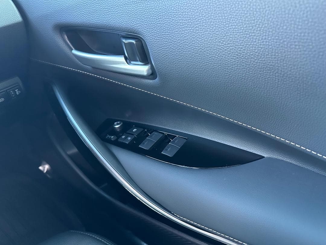 21#系カローラスポーツ★ピアノブラックウインドウパネル4枚セット