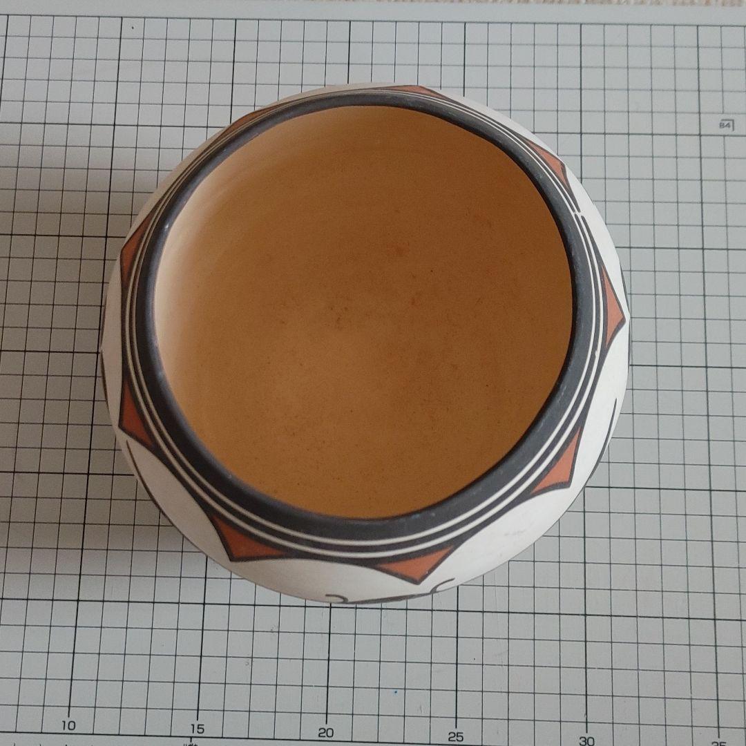 ズニZUNI ポタリー　ネイティブアメリカン　インディアンジュエリー