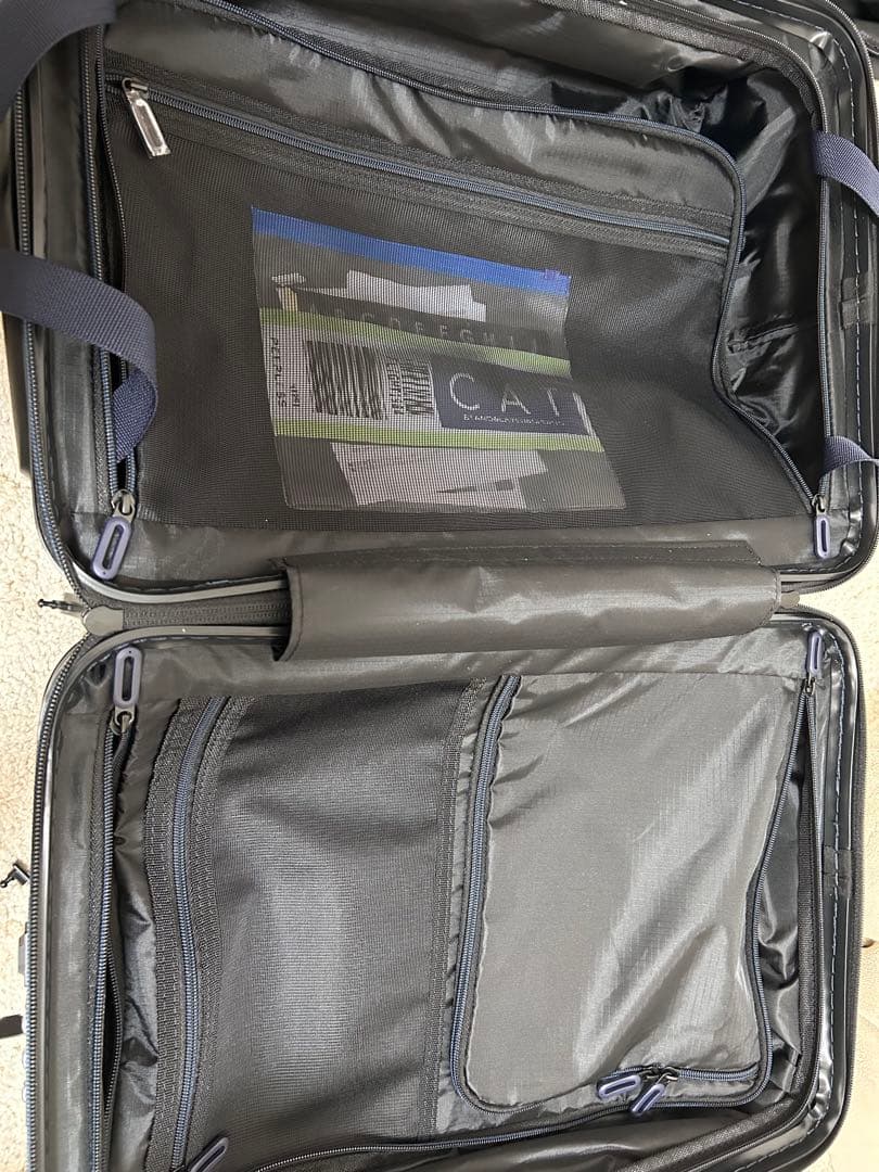 CARGO AiR STANDブラック 35L 機内持ち込み半額以下