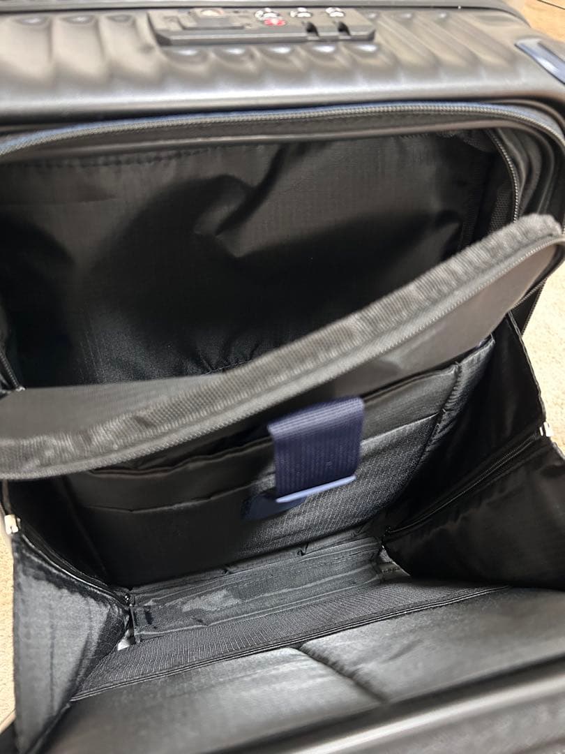 CARGO AiR STANDブラック 35L 機内持ち込み半額以下