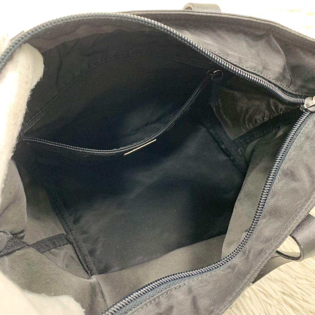 【✨極美品✨】プラダ トートバッグ 三角ロゴ 舟形 ナイロン ブラック