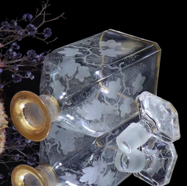 オールド・バカラ 極稀少 金彩 大型 葡萄文 スクエア型 デカンタ グラヴュール