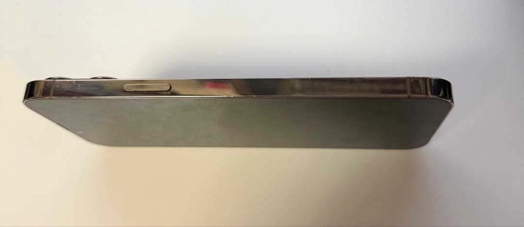 【画面割れSIMフリー】iPhone 13 Pro Max ゴールド 256GB