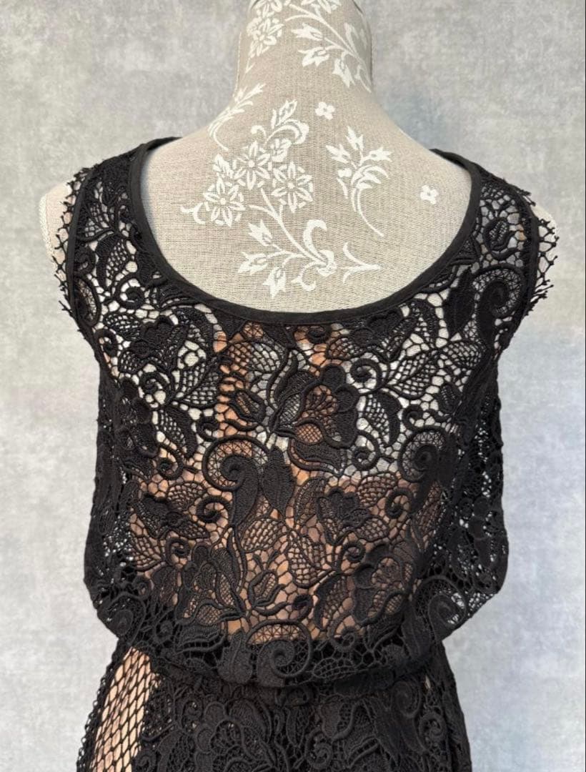 N°21 ヌメロヴェントゥーノ アシンメトリー総レースワンピース