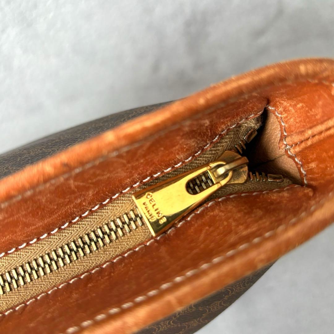 【美品】 CELINE トートバッグ 肩掛け マカダム柄 A4収納 レザー