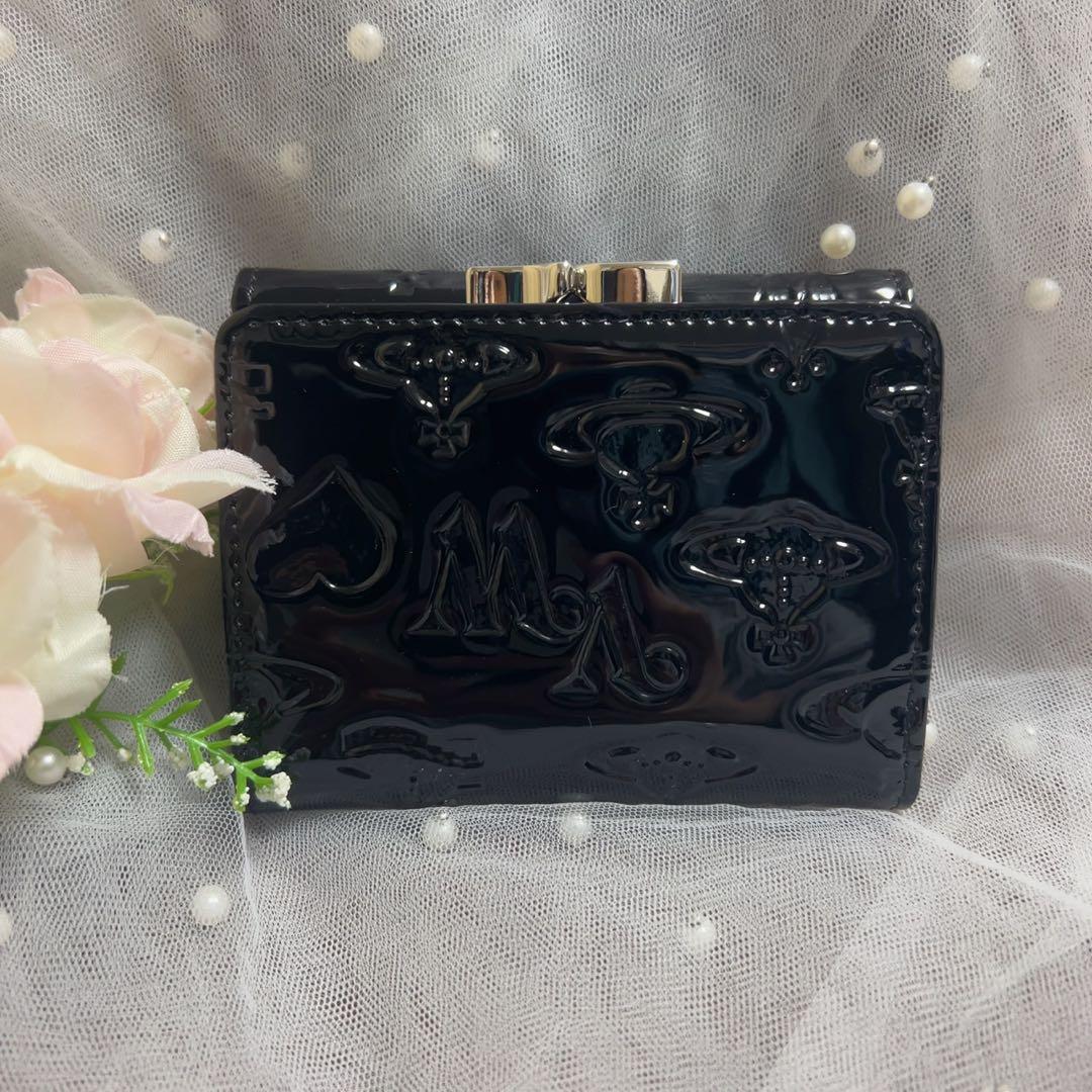 VivienneWestwoodエナメル ブラック 三つ折り財布