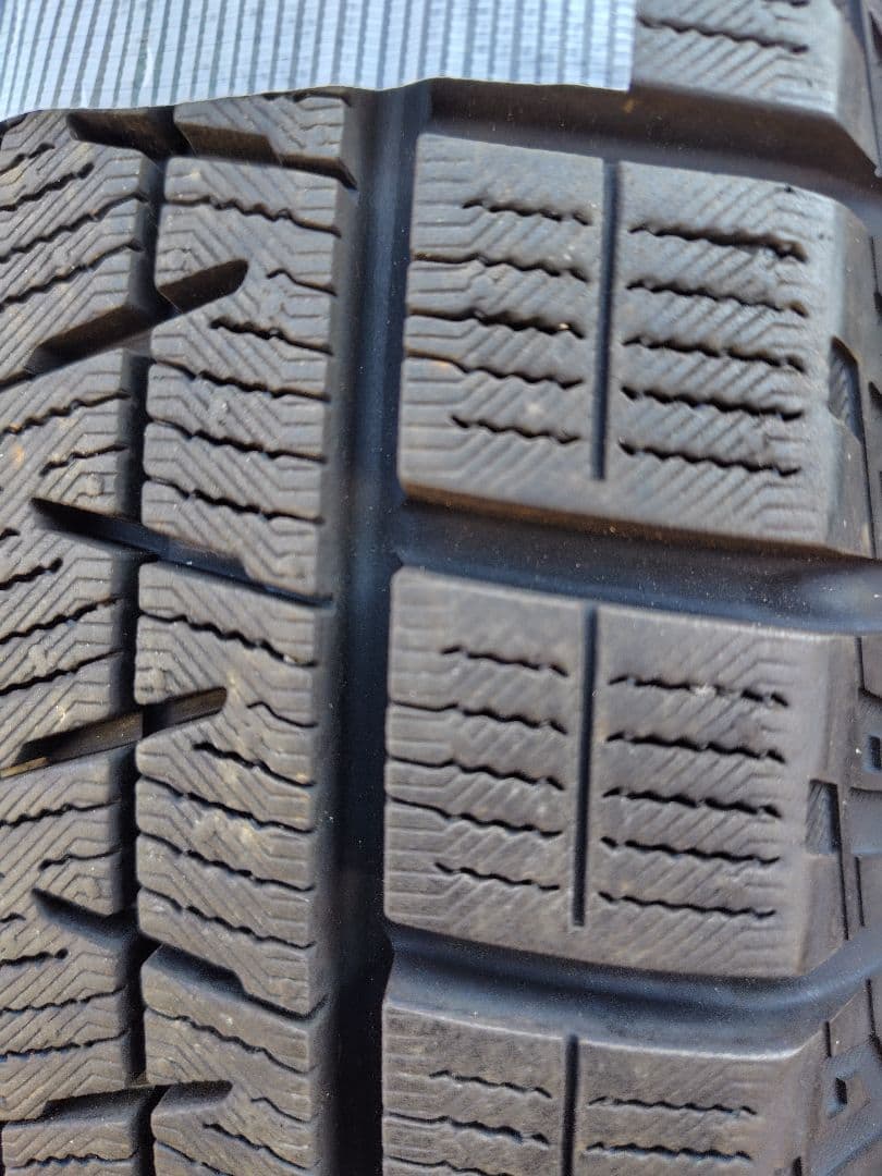 ヨコハマ アイスガード IG60 215/65R16 2021年製
