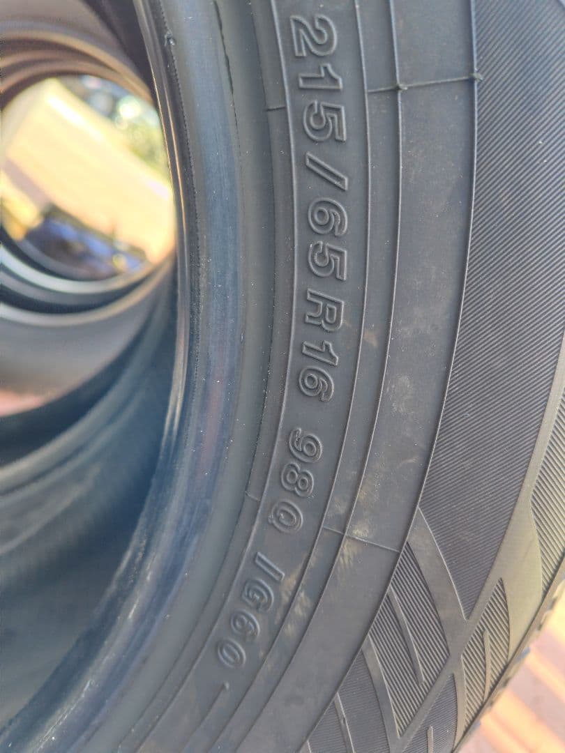 ヨコハマ アイスガード IG60 215/65R16 2021年製