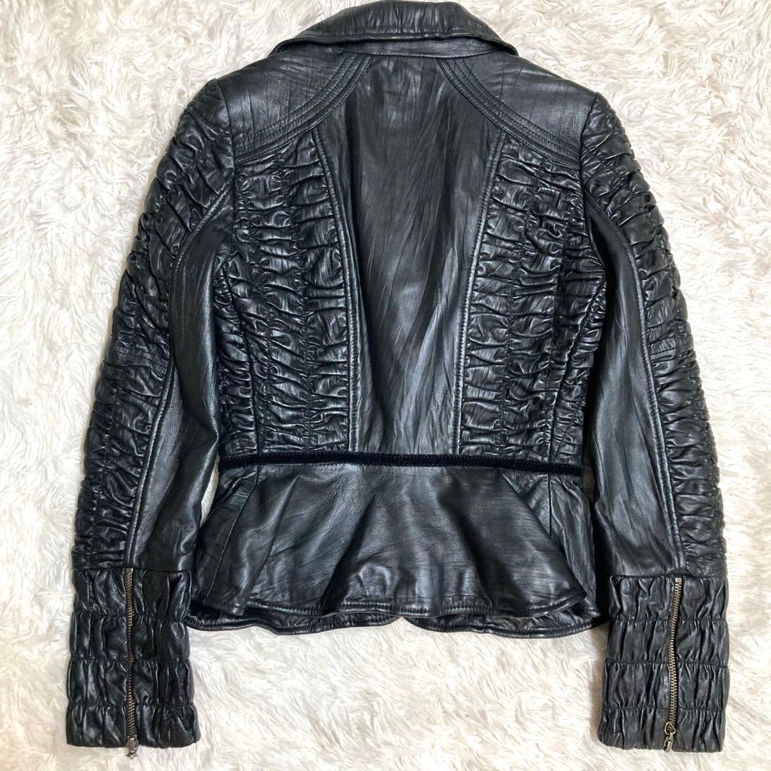 ロベルトカバッリ 希少 ラムレザージャケット ギャザー ペプラム 黒
