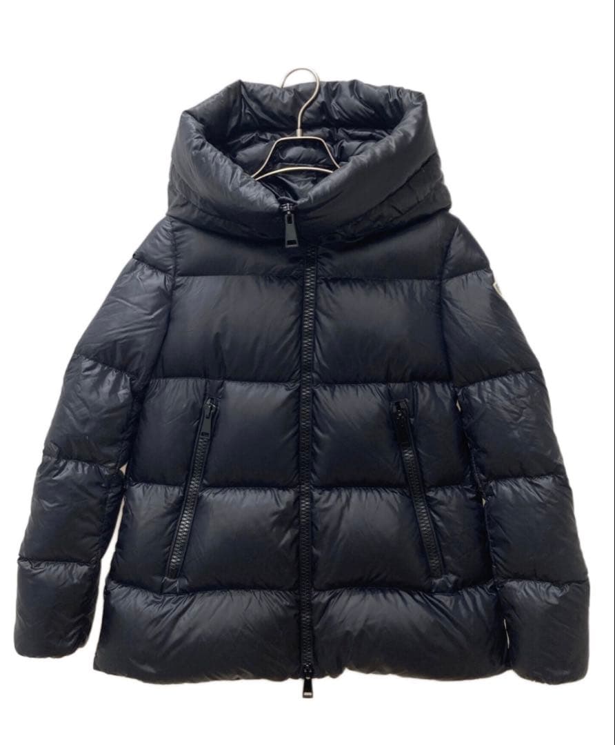 MONCLER ダウンジャケット 黒 フード付き