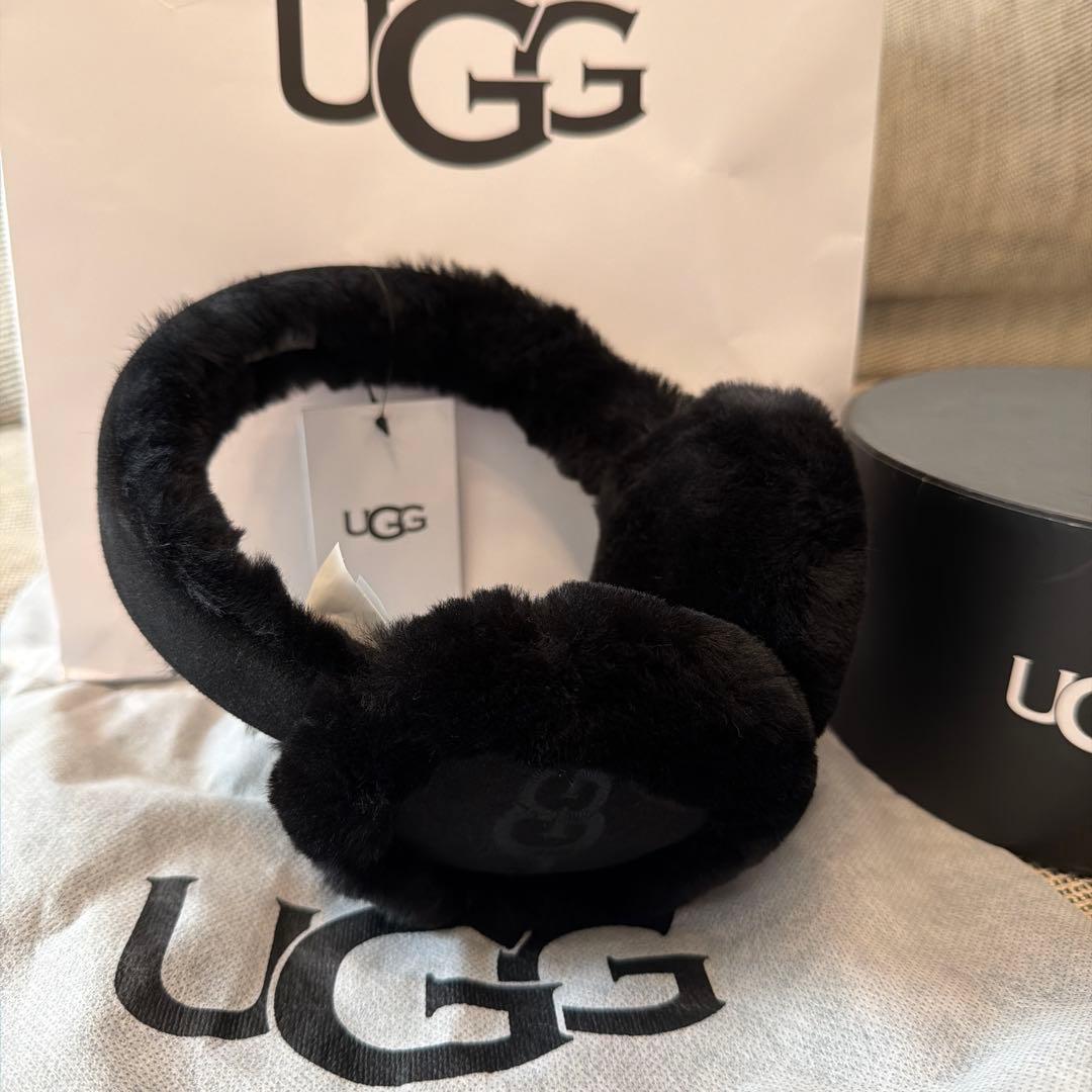 オーストラリアUGG シープスキン ムートン イヤーマフ ブラック
