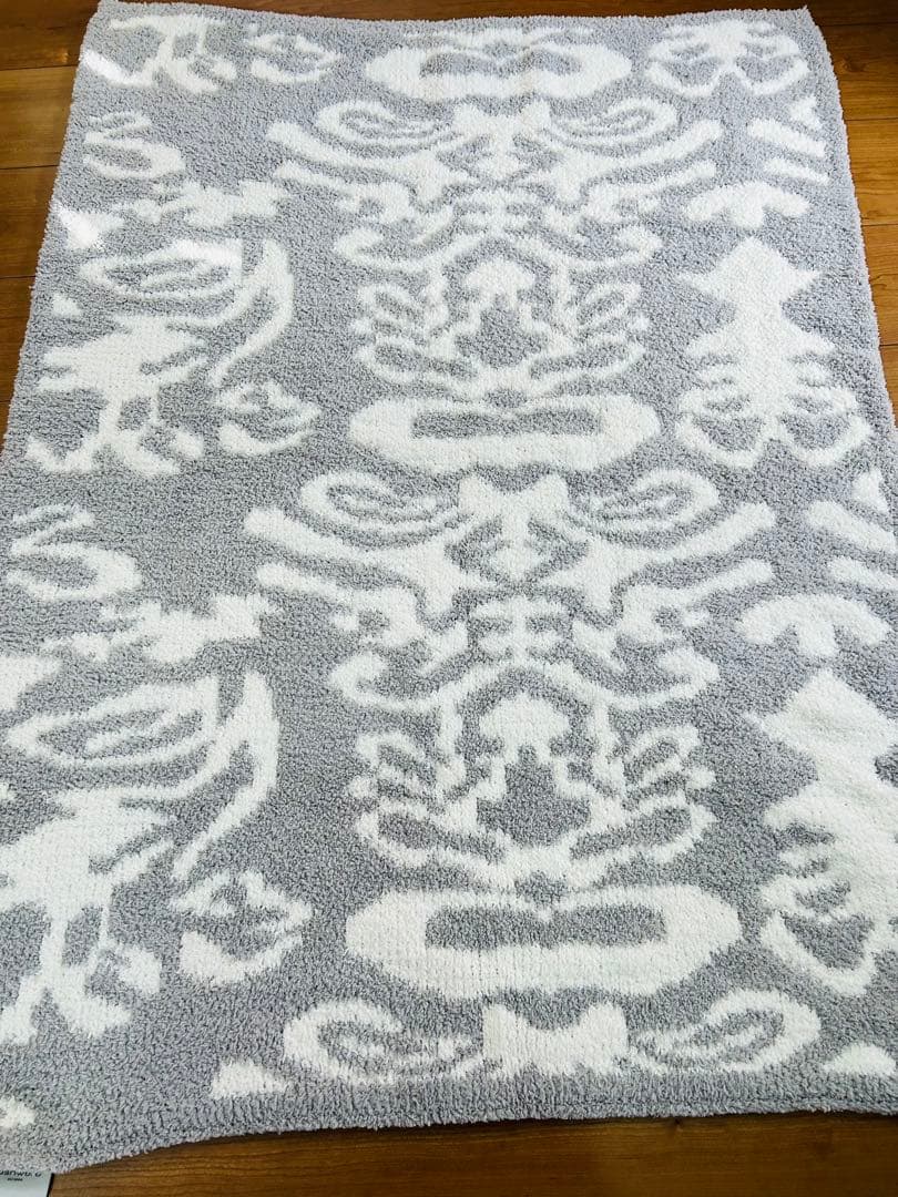 【新品】kashwere カシウエア ダマスク柄　ハーフブランケット