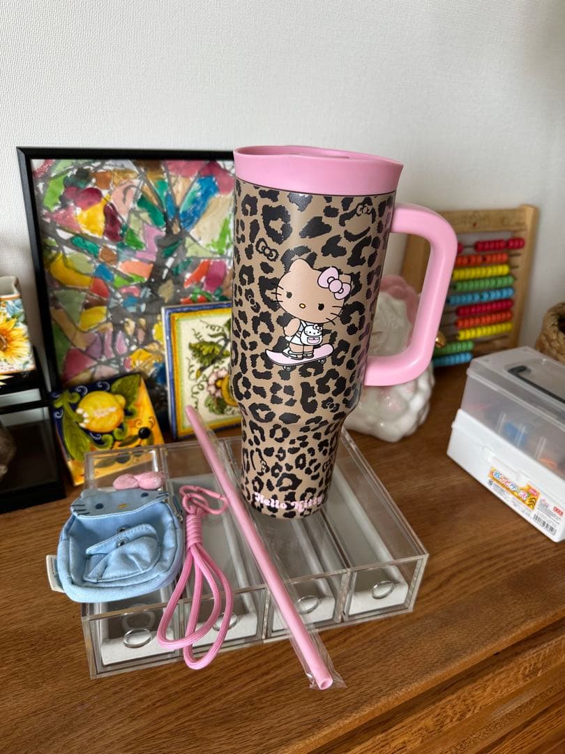 早い者勝ち海外限定ハローキティHelloKittytbh マグボトル タンブラー