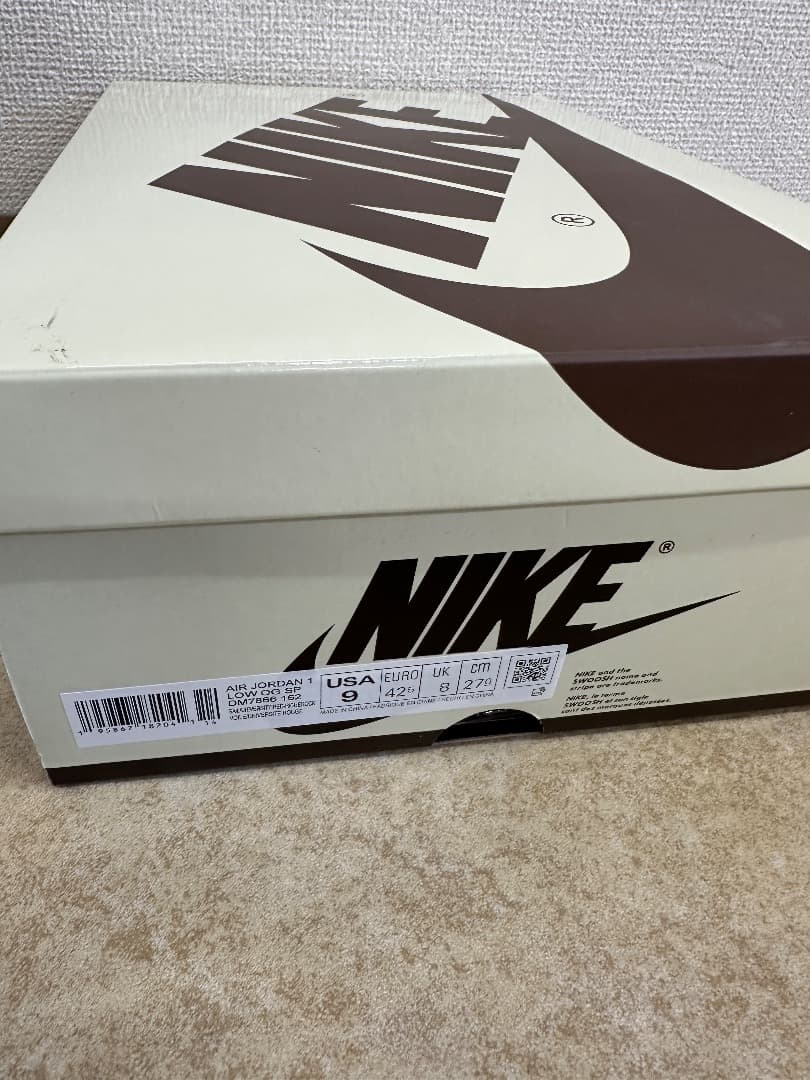 Travis Scott × Nike Air Jordan 1 Low OG