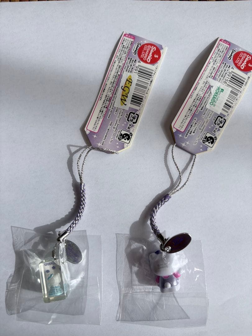 ハローキティ レア　キューブ10th特別バージョン　北海道　ストラップ根付　4個