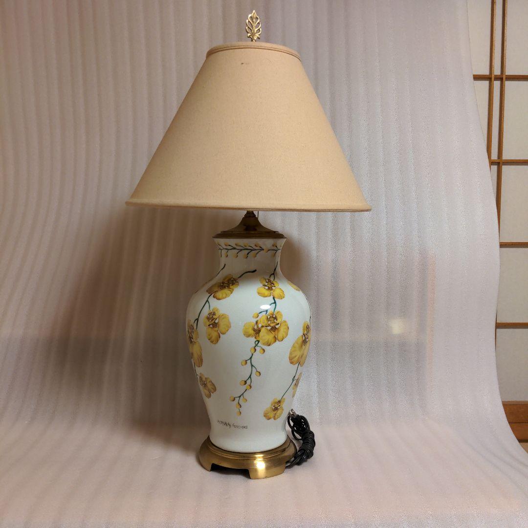 陶磁器テ−ブルランプ