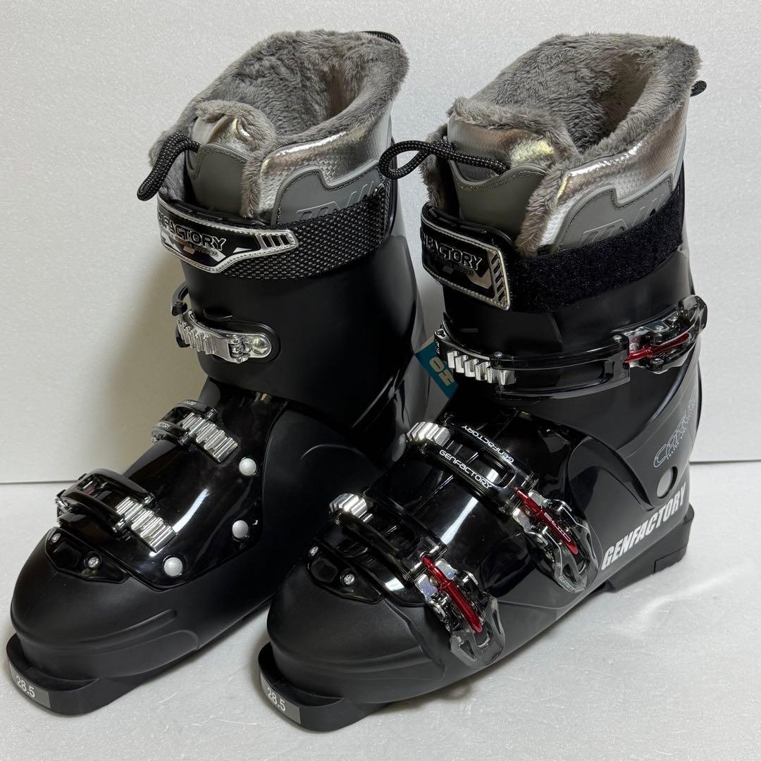 未使用28.5CM スキー ブーツ黒色ブラックGENFACTORY CARVE5