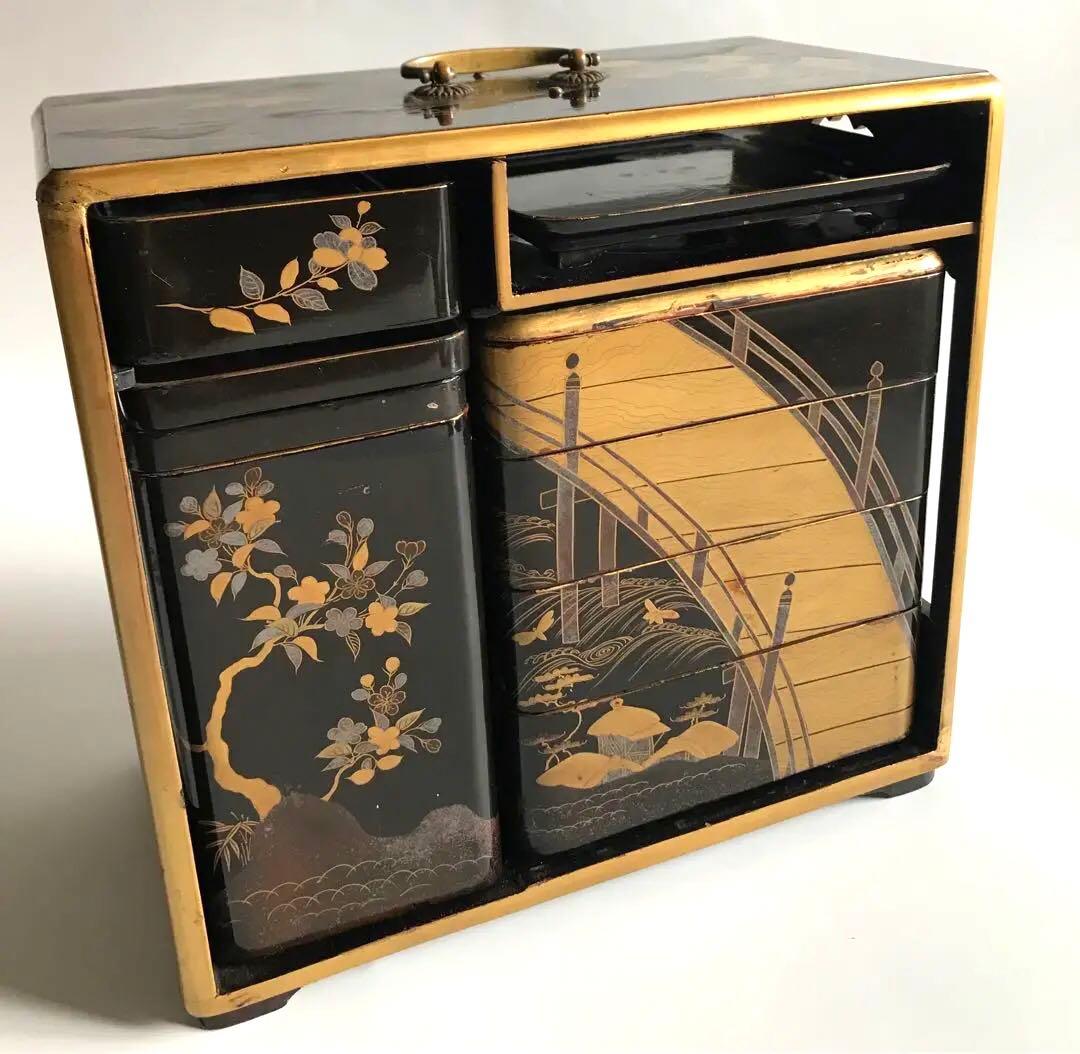 江戸 明治時代 骨董 漆器 金蒔絵　野弁当　重箱 風景花絵　黒塗内朱　天然木