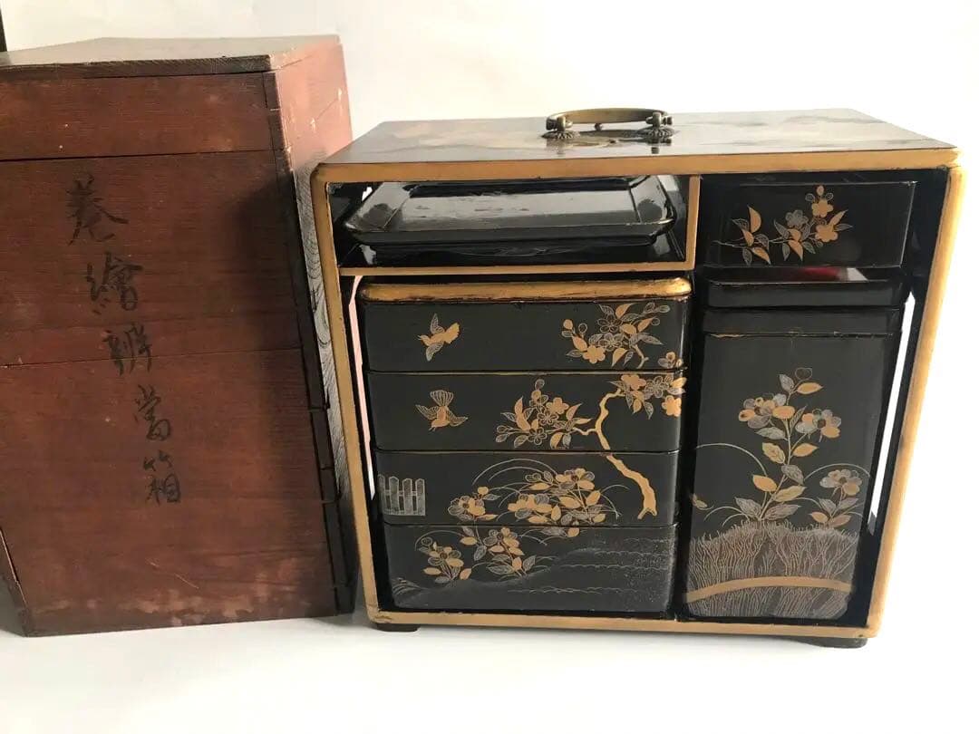 江戸 明治時代 骨董 漆器 金蒔絵　野弁当　重箱 風景花絵　黒塗内朱　天然木