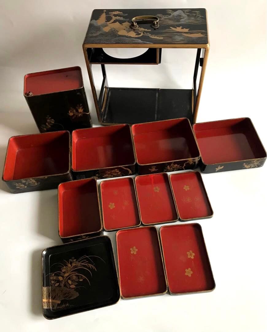 江戸 明治時代 骨董 漆器 金蒔絵　野弁当　重箱 風景花絵　黒塗内朱　天然木